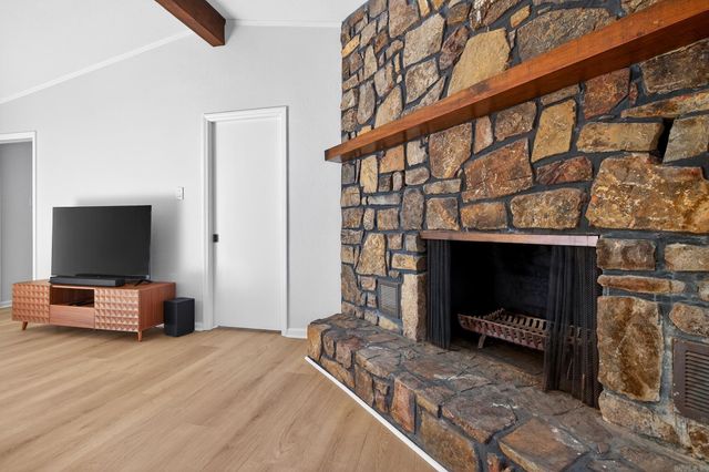 13 Ensenada Lane, Hot Springs Village, AR 71909