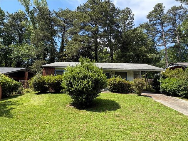 2776 Santa Barbara Drive NW, Atlanta, GA 30318