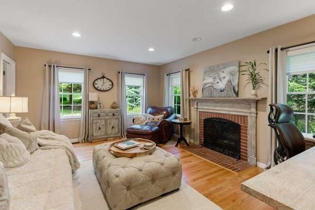 8 Sergeant Roode Ln., Middleton, MA 01949