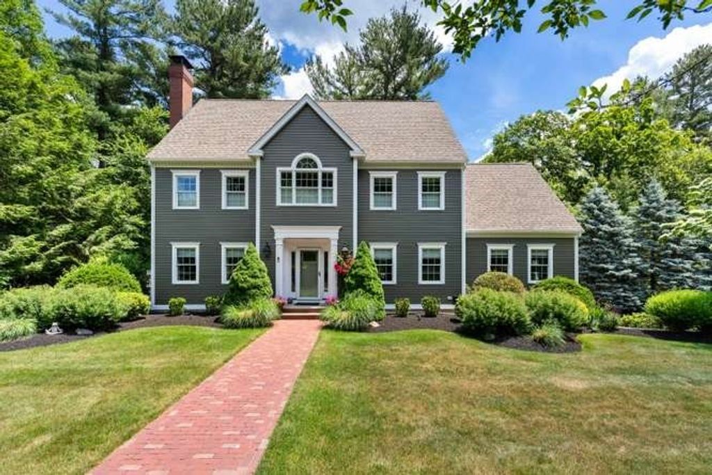 8 Sergeant Roode Ln., Middleton, MA 01949