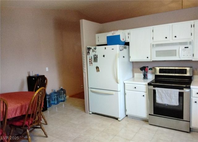 1791 South Highland Avenue, Pahrump, NV 89048