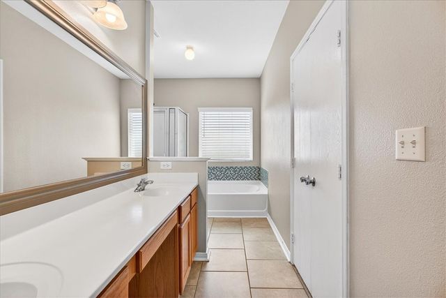 3005 Las Brisas St, Corpus Christi, TX 78414