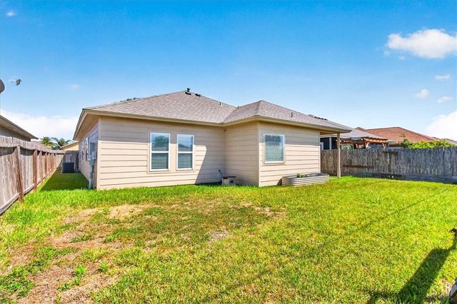 3005 Las Brisas St, Corpus Christi, TX 78414