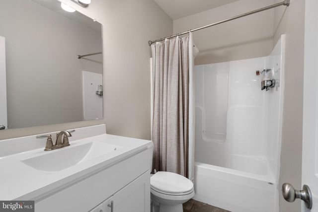50 LAMAR LN, Shepherdstown, WV 25443