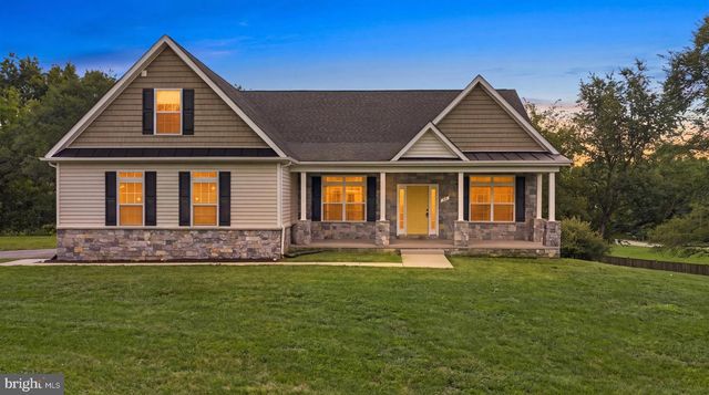 50 LAMAR LN, Shepherdstown, WV 25443