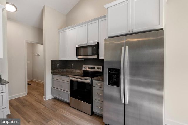 50 LAMAR LN, Shepherdstown, WV 25443