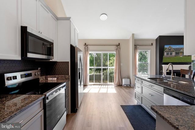 50 LAMAR LN, Shepherdstown, WV 25443