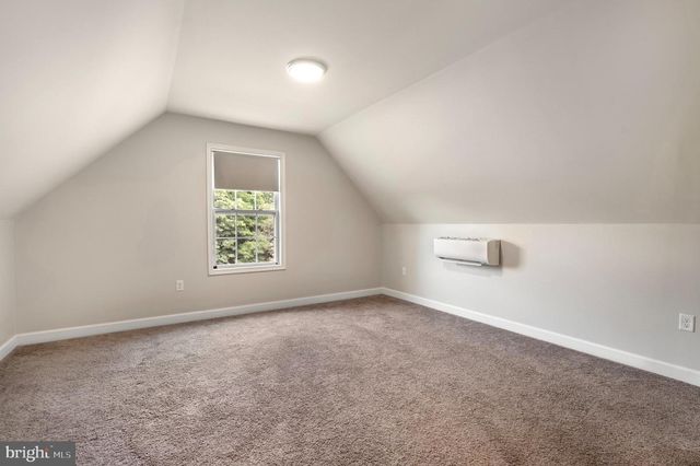 50 LAMAR LN, Shepherdstown, WV 25443