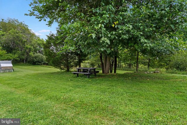 50 LAMAR LN, Shepherdstown, WV 25443