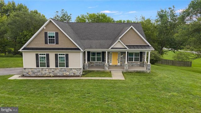 50 LAMAR LN, Shepherdstown, WV 25443
