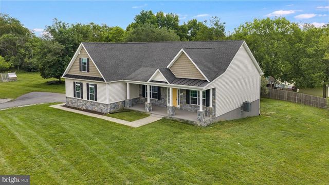50 LAMAR LN, Shepherdstown, WV 25443