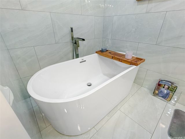 3362 Loulu Street, Honolulu, HI 96822