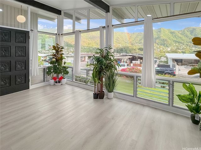 3362 Loulu Street, Honolulu, HI 96822