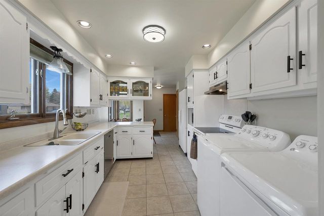 1318 OREGON STREET, Green Bay, WI 54303