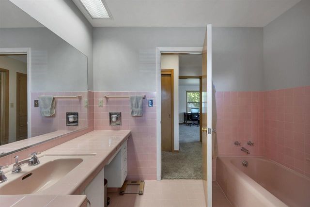 1318 OREGON STREET, Green Bay, WI 54303