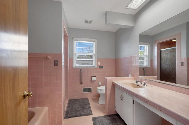 1318 OREGON STREET, Green Bay, WI 54303