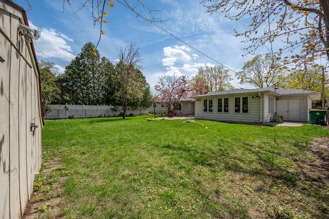 1318 OREGON STREET, Green Bay, WI 54303