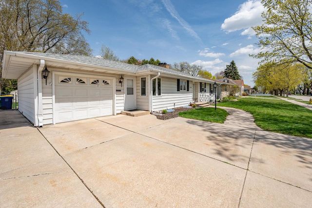 1318 OREGON STREET, Green Bay, WI 54303
