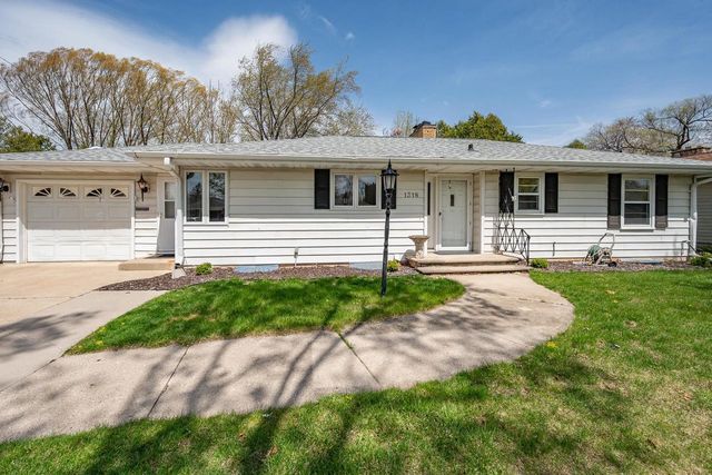 1318 OREGON STREET, Green Bay, WI 54303