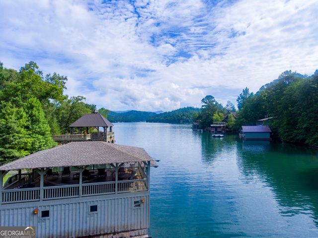 2501 Dicks Creek Road, Clarkesville, GA 30523