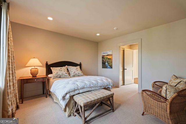 2501 Dicks Creek Road, Clarkesville, GA 30523