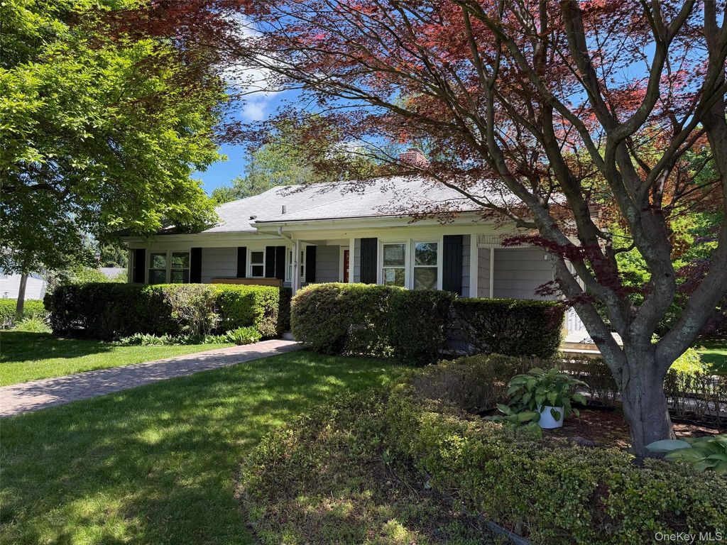 135 Worthington Road, White Plains, NY 10607 — exterior