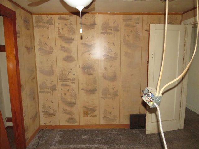 1252 Brinton Rd, Braddock Hills, PA 15221