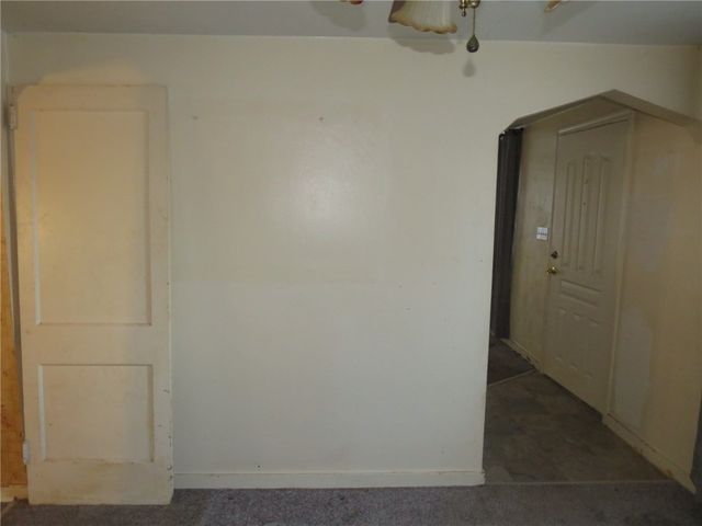 1252 Brinton Rd, Braddock Hills, PA 15221