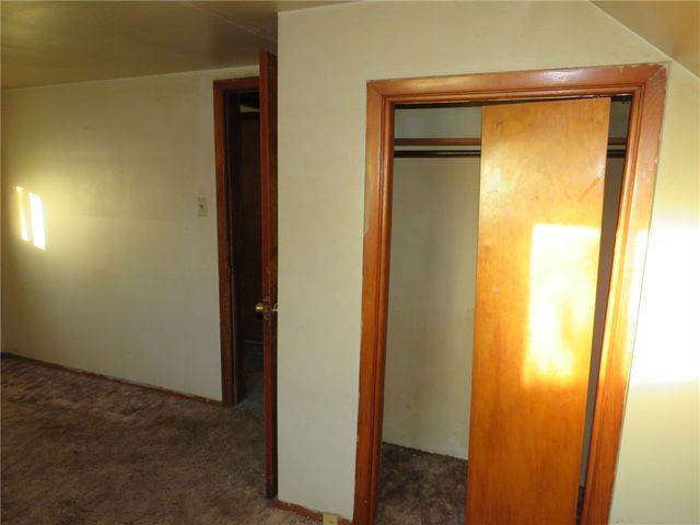 1252 Brinton Rd, Braddock Hills, PA 15221