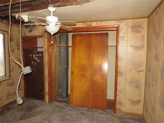 1252 Brinton Rd, Braddock Hills, PA 15221