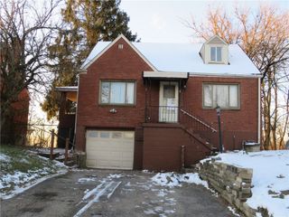 1252 Brinton Rd, Braddock Hills, PA 15221