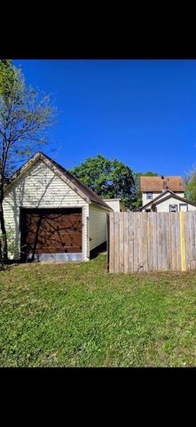 1207 Oak Street, Beloit, WI 53511
