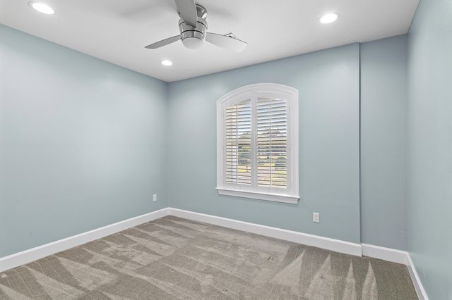 138 W Country Club Drive, Destin, FL 32541