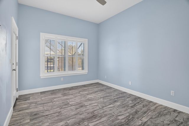 138 W Country Club Drive, Destin, FL 32541