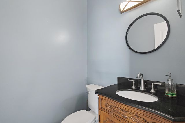 138 W Country Club Drive, Destin, FL 32541