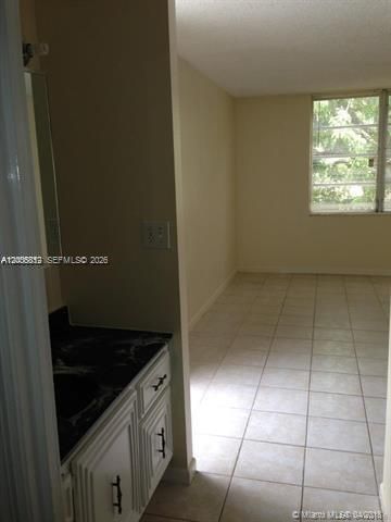7031 Environ Blvd 221, Lauderhill, FL 33319