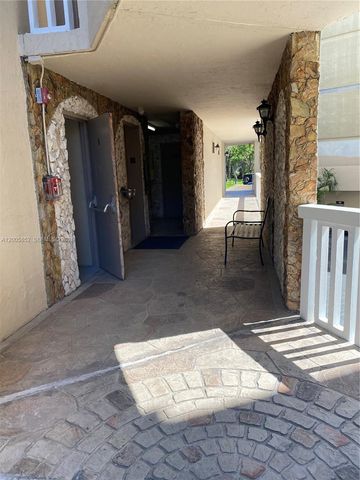 7031 Environ Blvd 221, Lauderhill, FL 33319