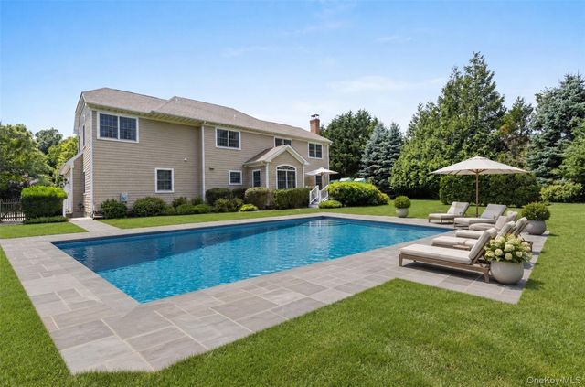 90 Caiola Court, Greenport, NY 11944