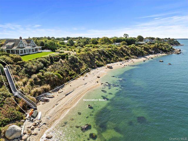 90 Caiola Court, Greenport, NY 11944