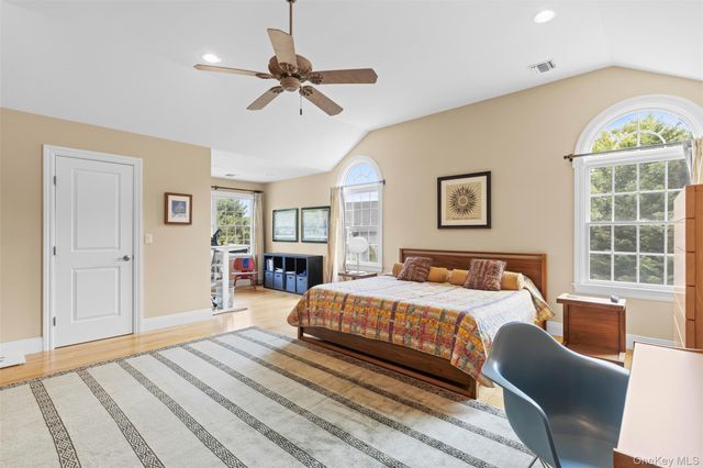 90 Caiola Court, Greenport, NY 11944