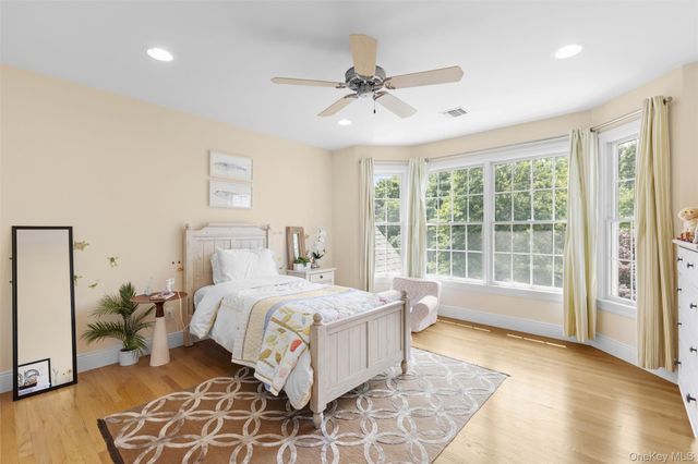 90 Caiola Court, Greenport, NY 11944
