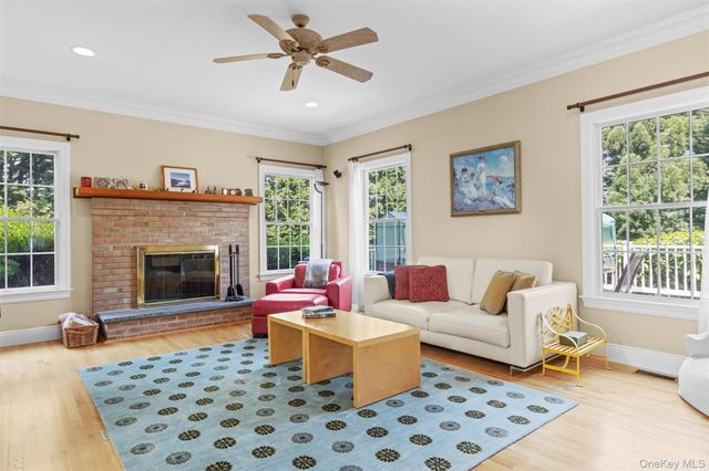 90 Caiola Court, Greenport, NY 11944