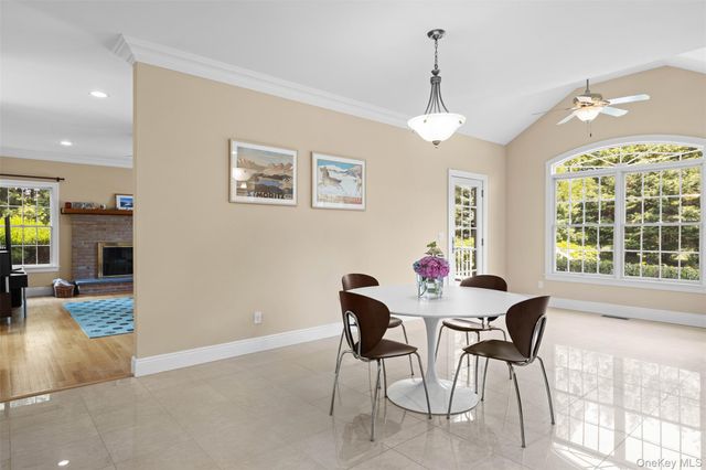 90 Caiola Court, Greenport, NY 11944