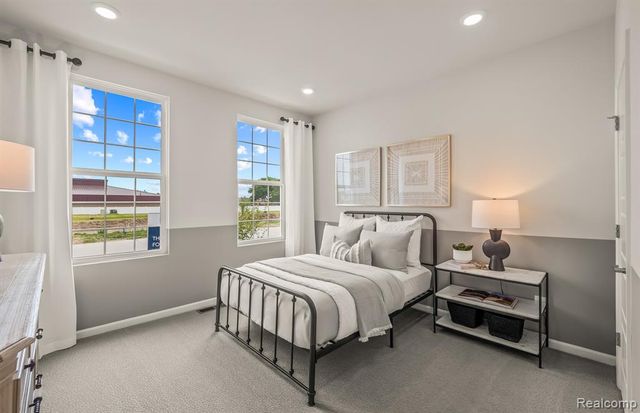 16104 Conifer Lane, Clinton Township, MI 48038