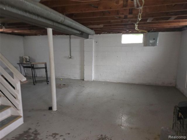 1402 Magnolia Drive, Inkster, MI 48141