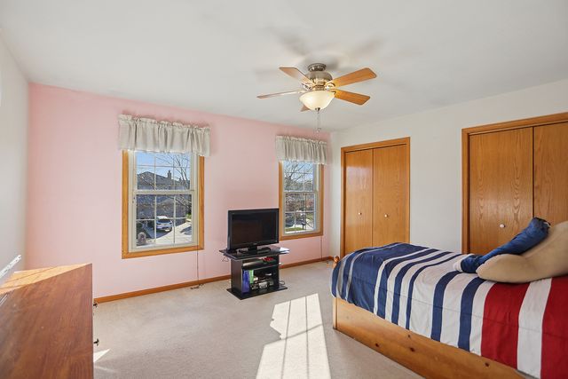 8836 Clifton Lane, Tinley Park, IL 60487