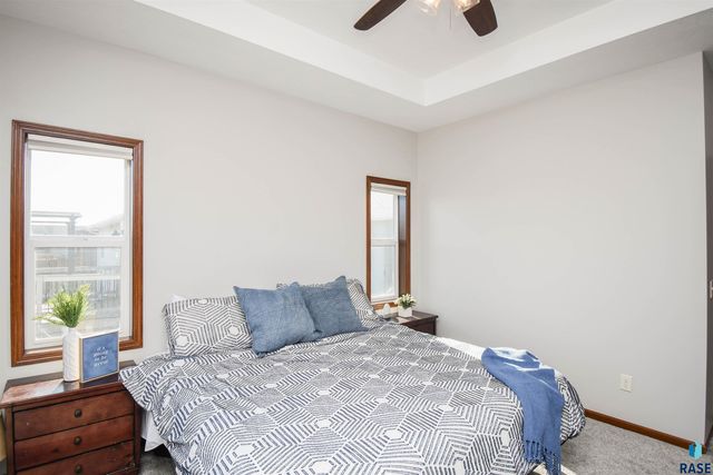 1704 S Andrew Ave Avenue, Sioux Falls, SD 57106