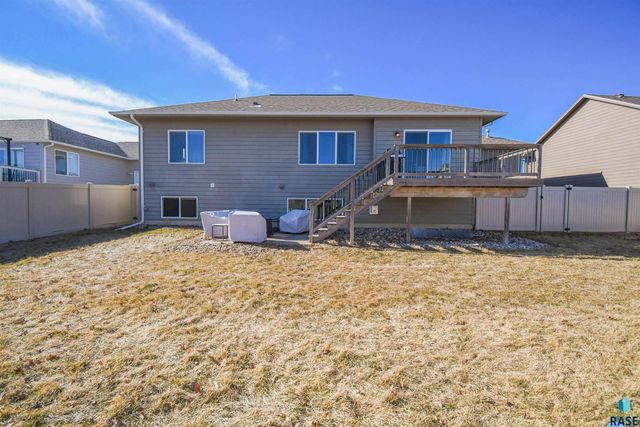 1704 S Andrew Ave Avenue, Sioux Falls, SD 57106
