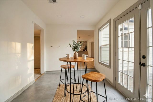 2550 E 17th Street, Tulsa, OK 74104