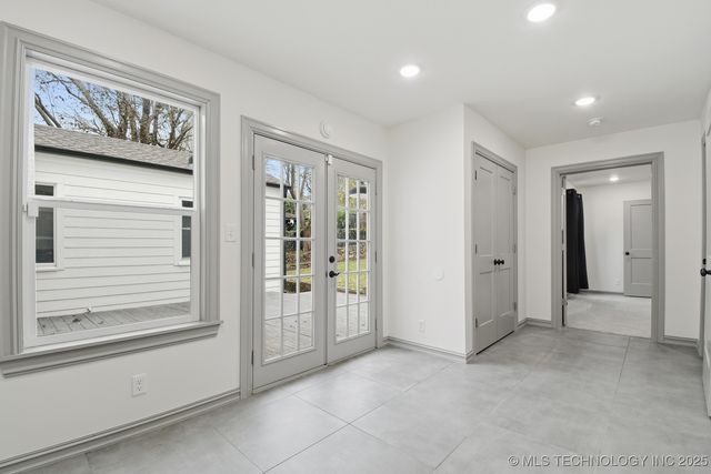 2550 E 17th Street, Tulsa, OK 74104